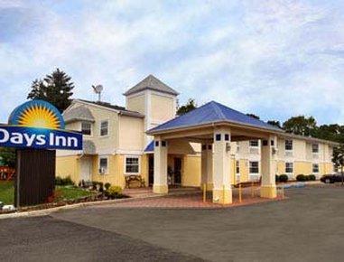 Days Inn By Wyndham Berlin Voorhees Exterior photo